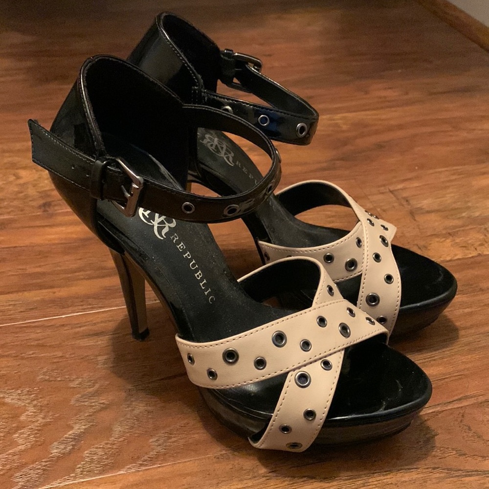 Summer stilettos